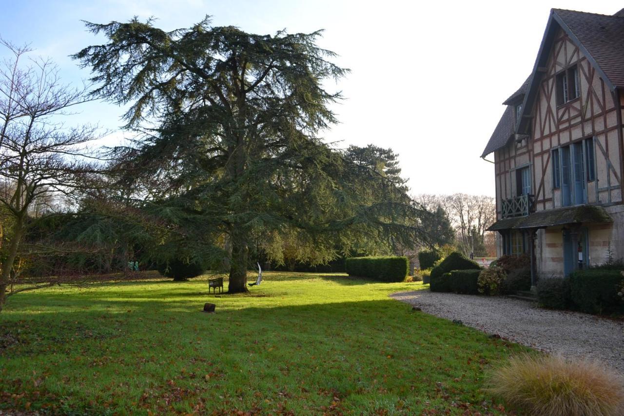 ホテル Manoir De Graincourt Derchigny エクステリア 写真